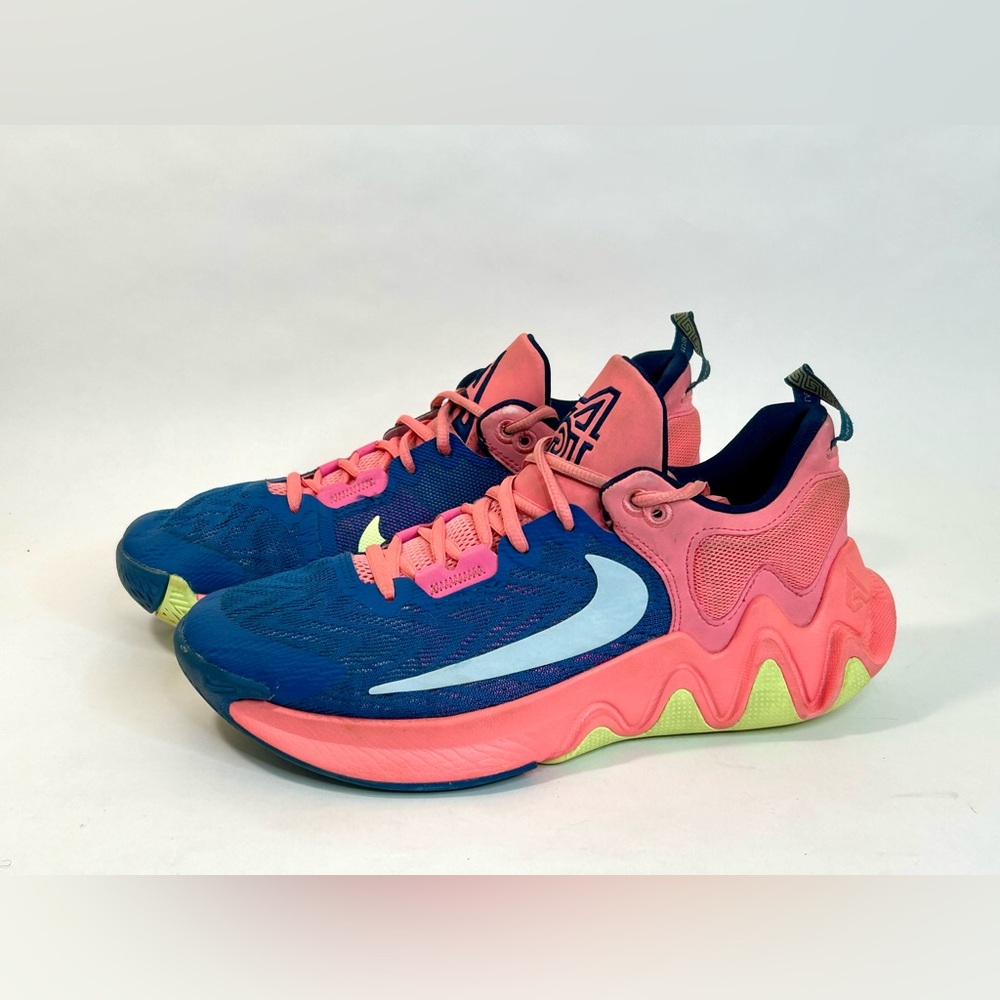 Nike Men's Giannis Immortality 2 The Wonder (Dark Marina Blue Pink) size 8